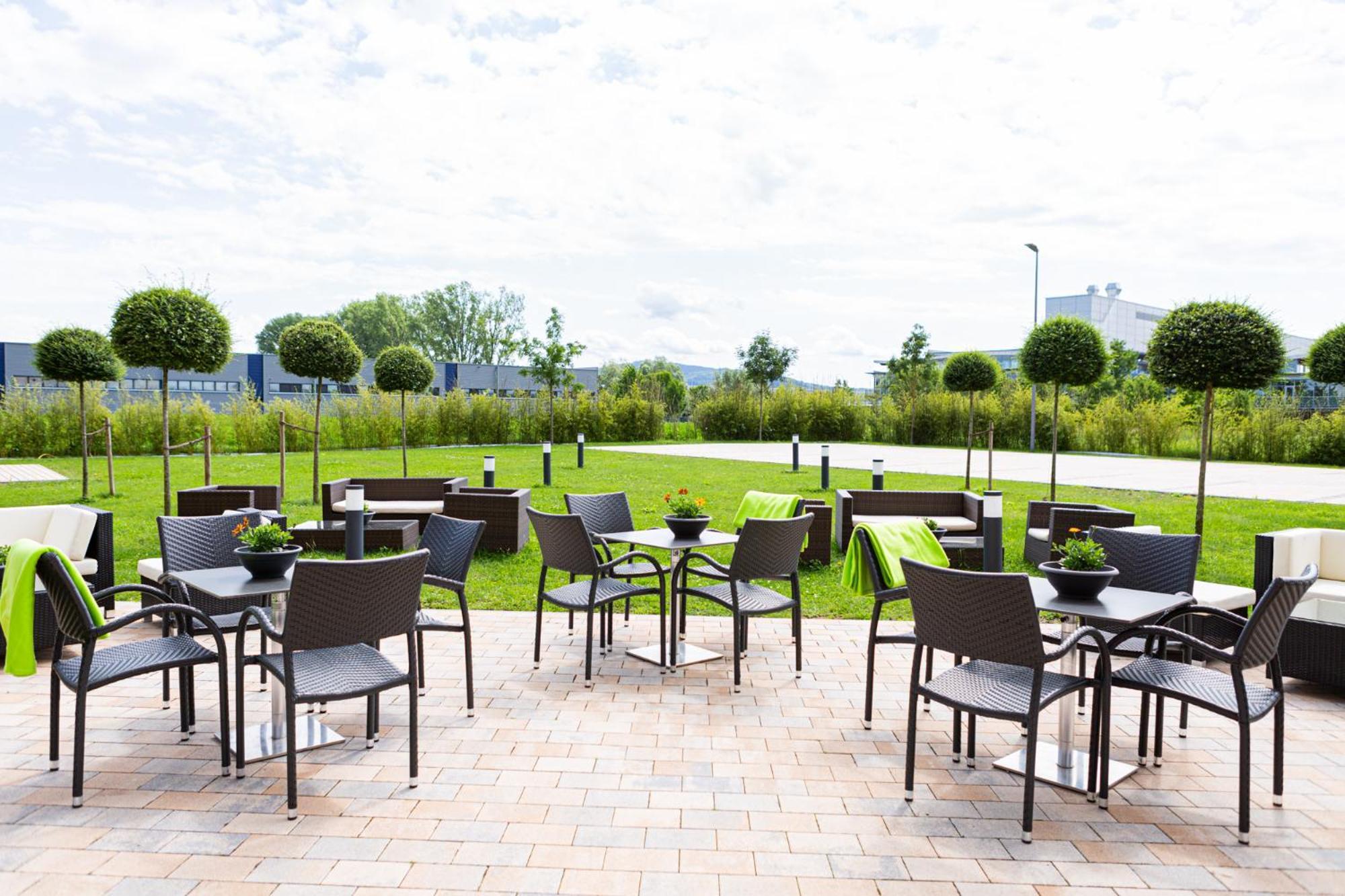 Tobbaccon Hotel Bensheim Bagian luar foto