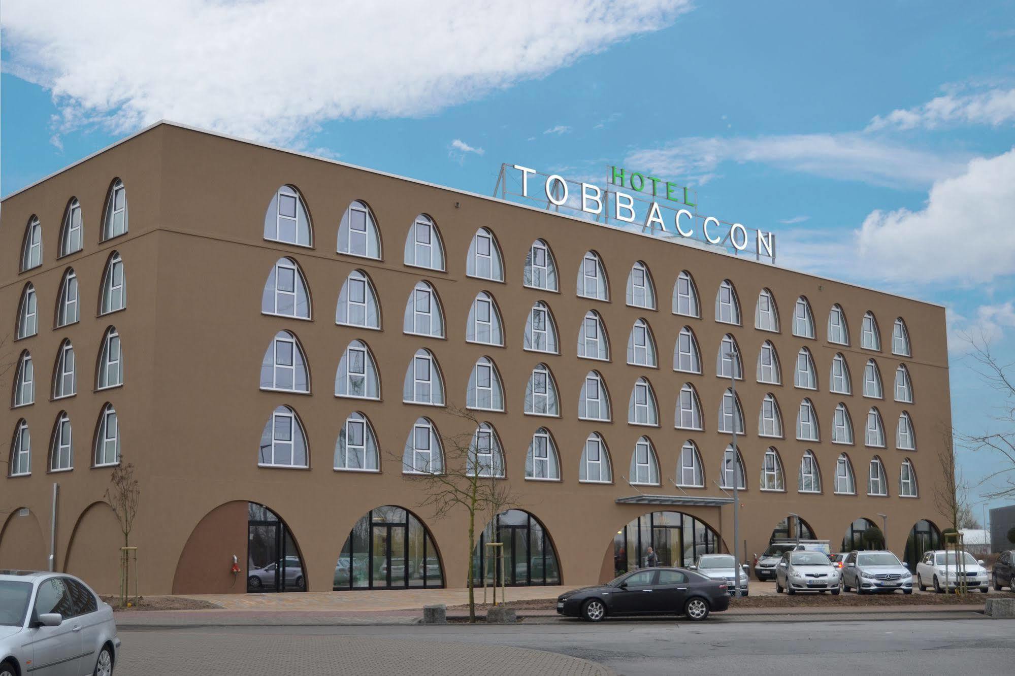 Tobbaccon Hotel Bensheim Bagian luar foto