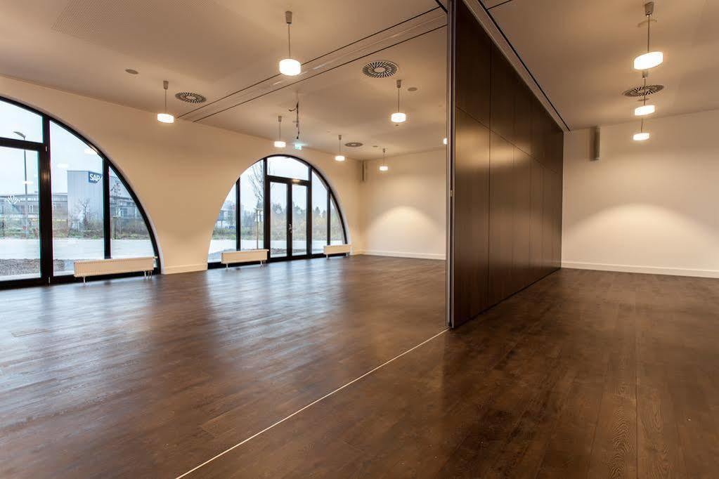 Tobbaccon Hotel Bensheim Bagian luar foto